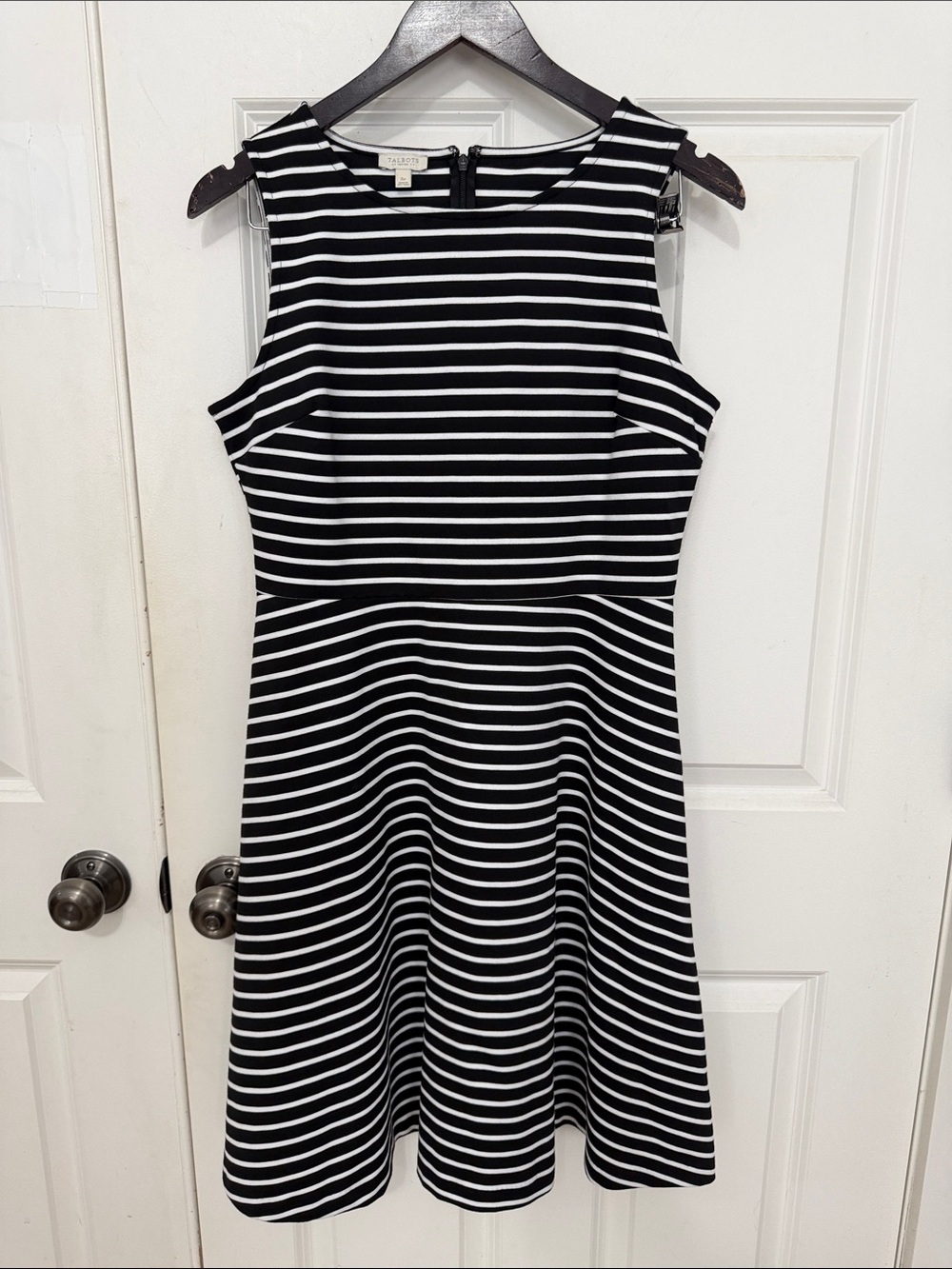 Talbots Fit & Flare Striped Sleeveless Midi Dress size small petite black white